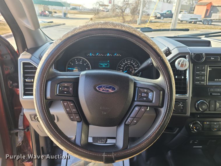 image for item FW9709 2015 Ford F150  SuperCrew pickup truck