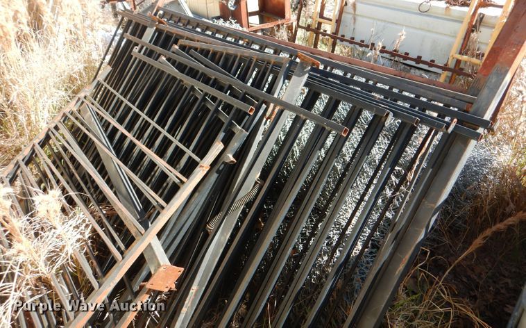 image for item FX9749 Approximately 30 wrought iron fence panels