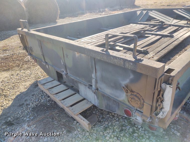 image for item FY9826 Flatbed