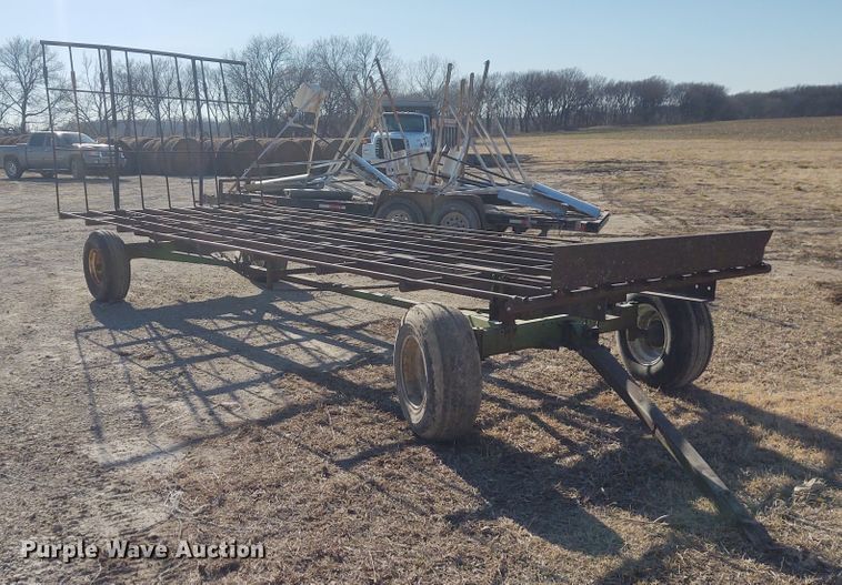 image for item FY9834 Hay wagon