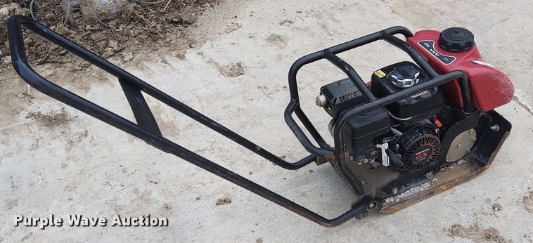 image for item FY9851 Toro plate compactor