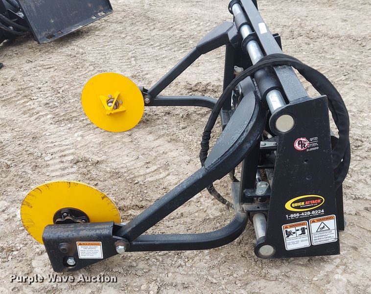 Quick Attach skid steer sod layer in Augusta, KS Item FY9853 sold