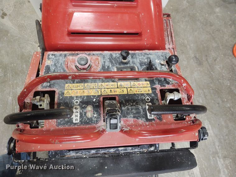 image for item FY9864 Toro MBTX-2500 power buggy