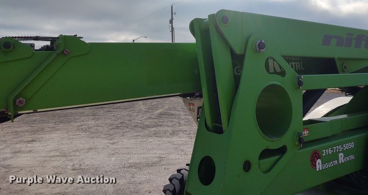 image for item FY9875 2014 Niftylift SP64D4X4  boom lift