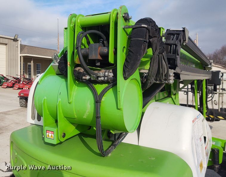 image for item FY9875 2014 Niftylift SP64D4X4  boom lift