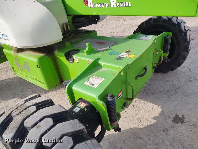 image for item FY9875 2014 Niftylift SP64D4X4  boom lift