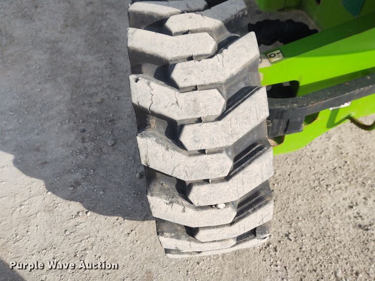 image for item FY9875 2014 Niftylift SP64D4X4  boom lift