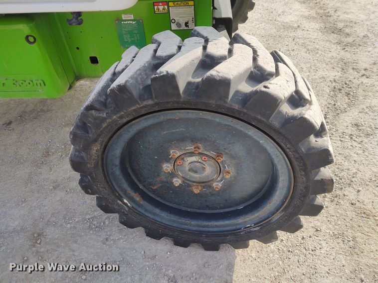 image for item FY9875 2014 Niftylift SP64D4X4  boom lift