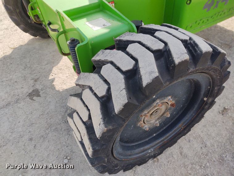 image for item FY9875 2014 Niftylift SP64D4X4  boom lift