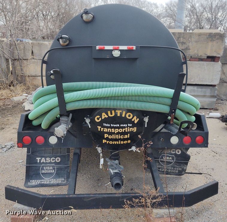 image for item FY9878 Vacuum tank bed