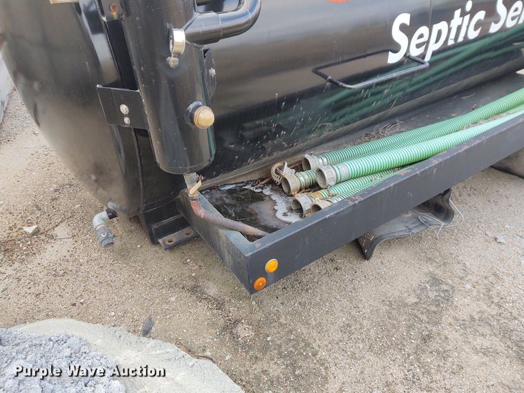 image for item FY9878 Vacuum tank bed