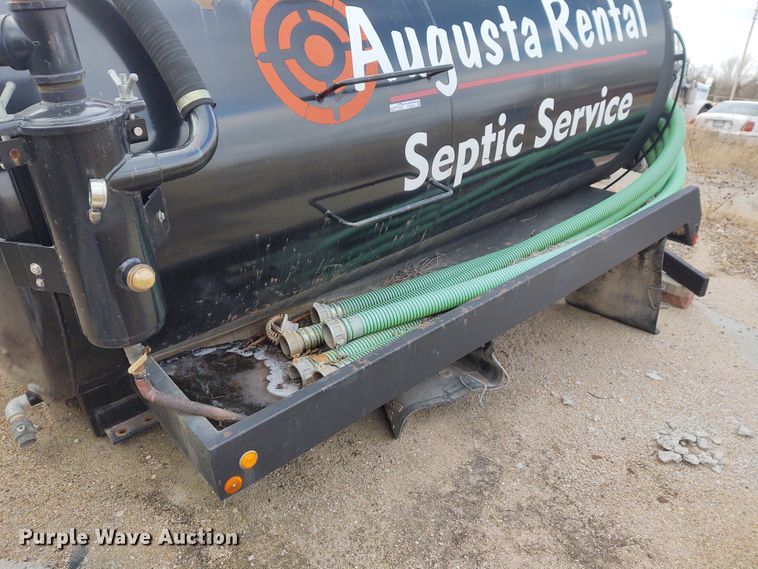 image for item FY9878 Vacuum tank bed