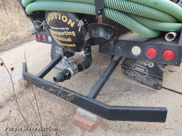 image for item FY9878 Vacuum tank bed