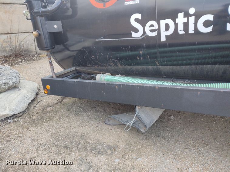 image for item FY9878 Vacuum tank bed