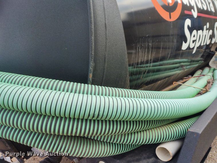 image for item FY9878 Vacuum tank bed