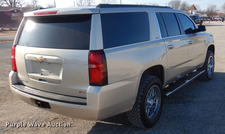 image for item GG9253 2016  Chevrolet Suburban  SUV