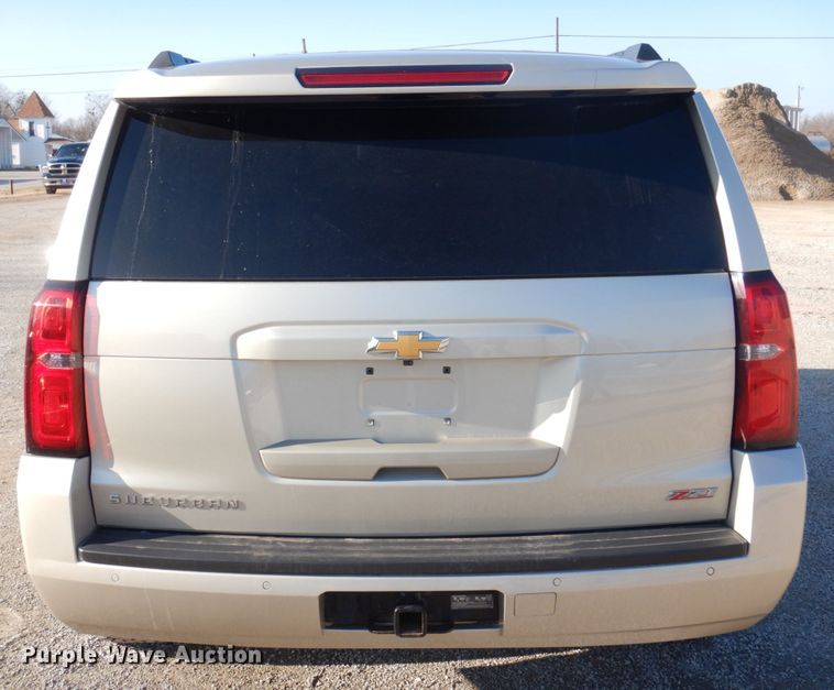 image for item GG9253 2016  Chevrolet Suburban  SUV