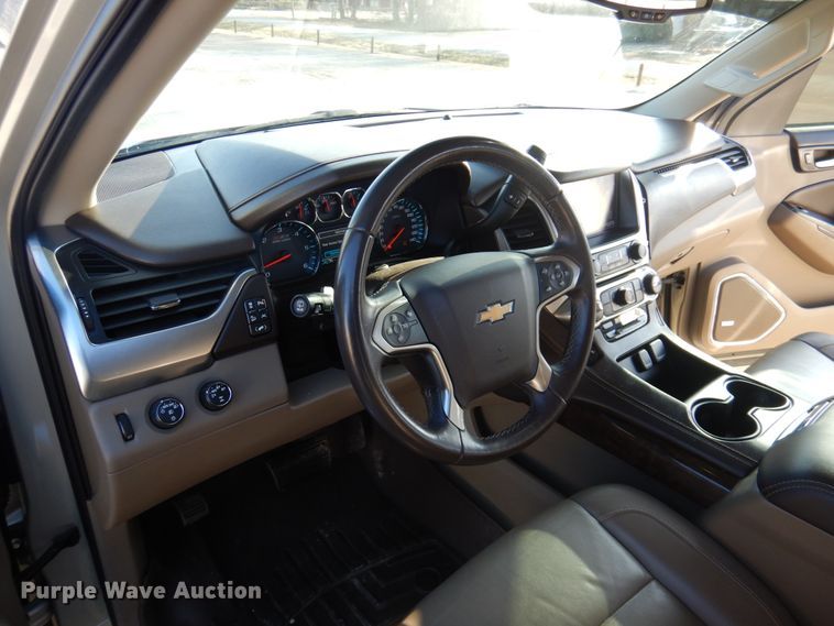 image for item GG9253 2016  Chevrolet Suburban  SUV