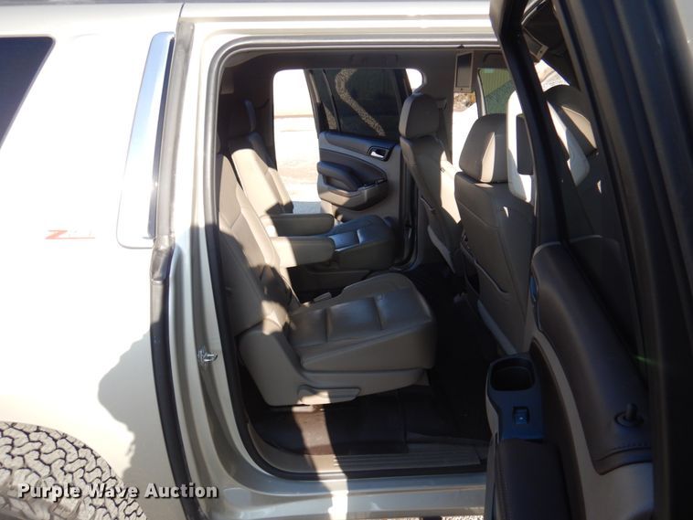 image for item GG9253 2016  Chevrolet Suburban  SUV