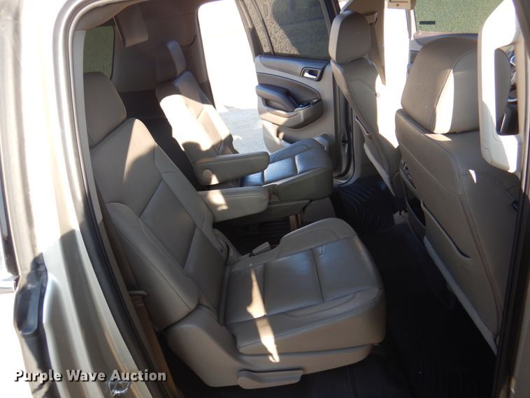 image for item GG9253 2016  Chevrolet Suburban  SUV