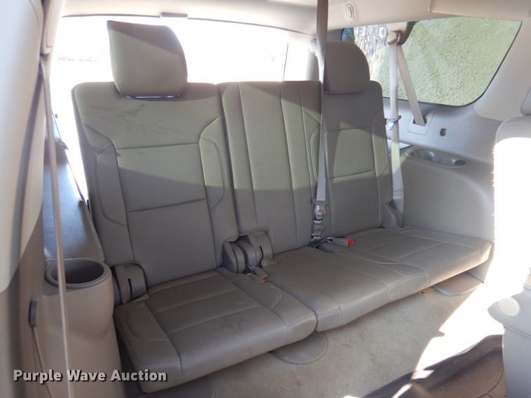 image for item GG9253 2016  Chevrolet Suburban  SUV