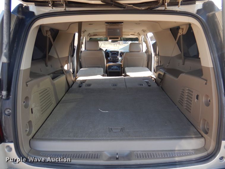 image for item GG9253 2016  Chevrolet Suburban  SUV