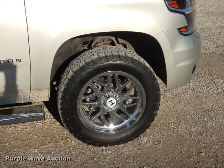 image for item GG9253 2016  Chevrolet Suburban  SUV