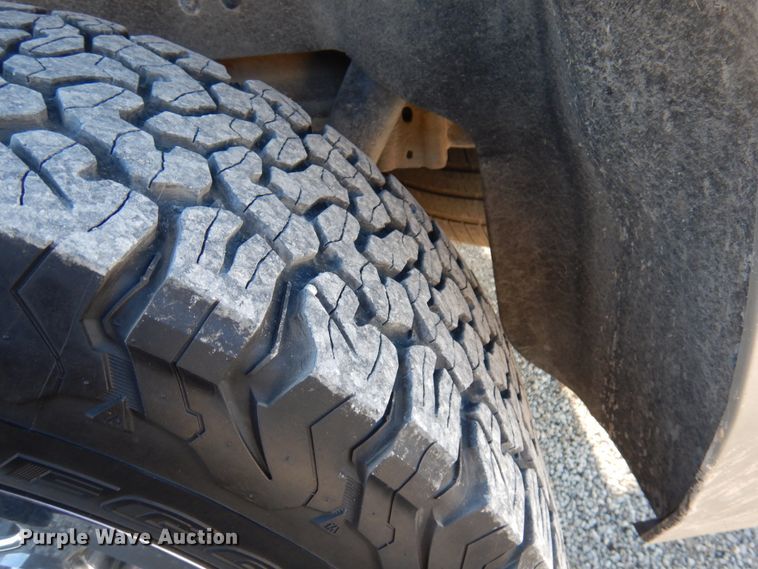 image for item GG9253 2016  Chevrolet Suburban  SUV