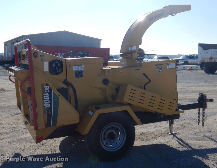 image for item GG9264 2012 Vermeer BC1000XL  wood chipper