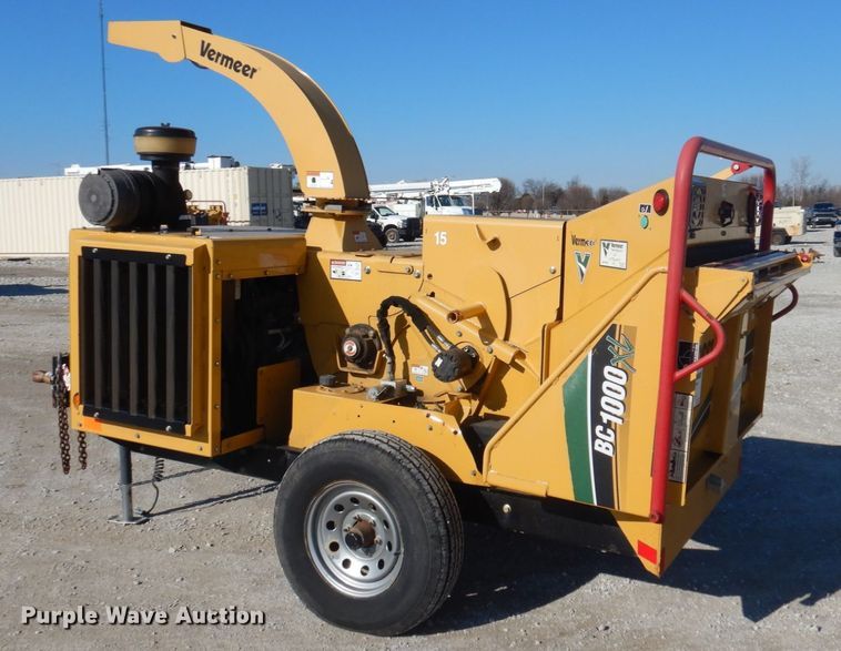 image for item GG9264 2012 Vermeer BC1000XL  wood chipper