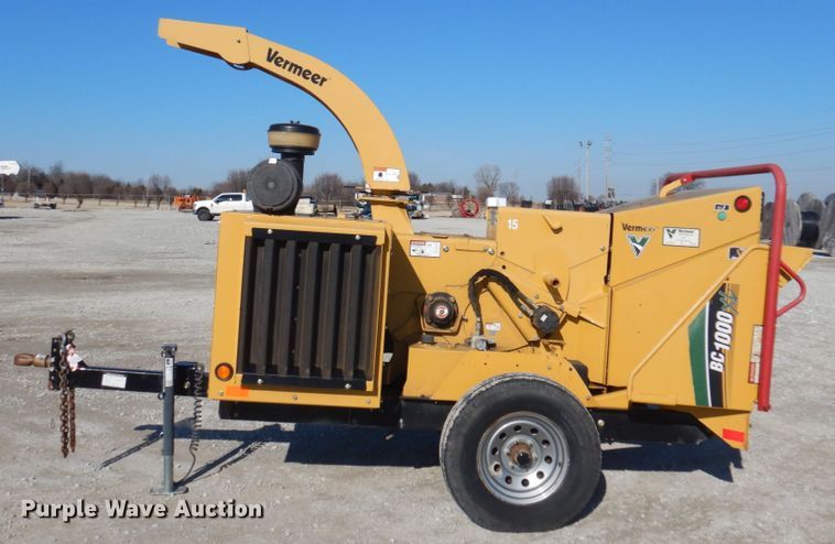 image for item GG9264 2012 Vermeer BC1000XL  wood chipper