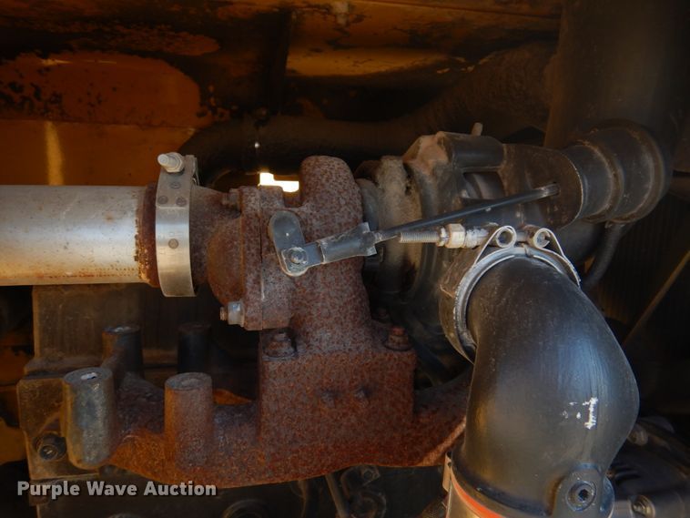 image for item GG9264 2012 Vermeer BC1000XL  wood chipper