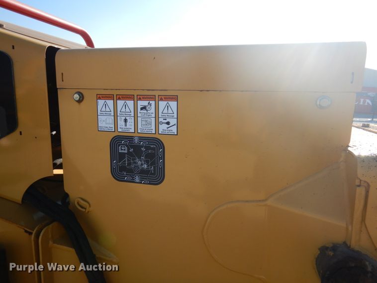 image for item GG9264 2012 Vermeer BC1000XL  wood chipper