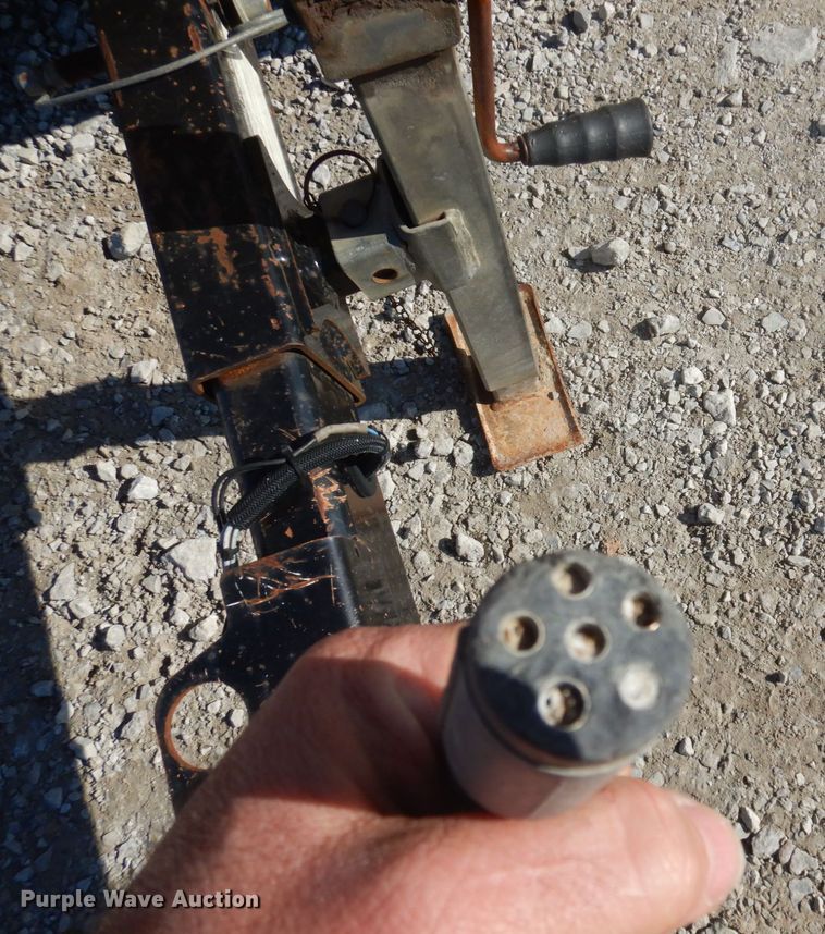 image for item GG9267 2010 Vermeer BC1200XL  wood chipper