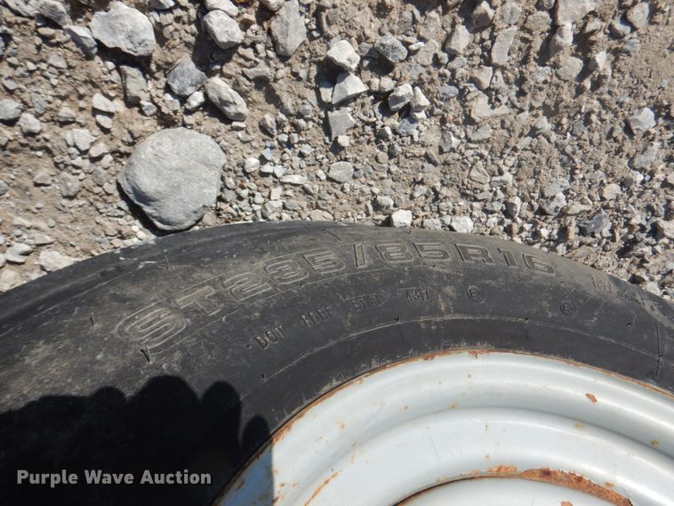 image for item GG9267 2010 Vermeer BC1200XL  wood chipper