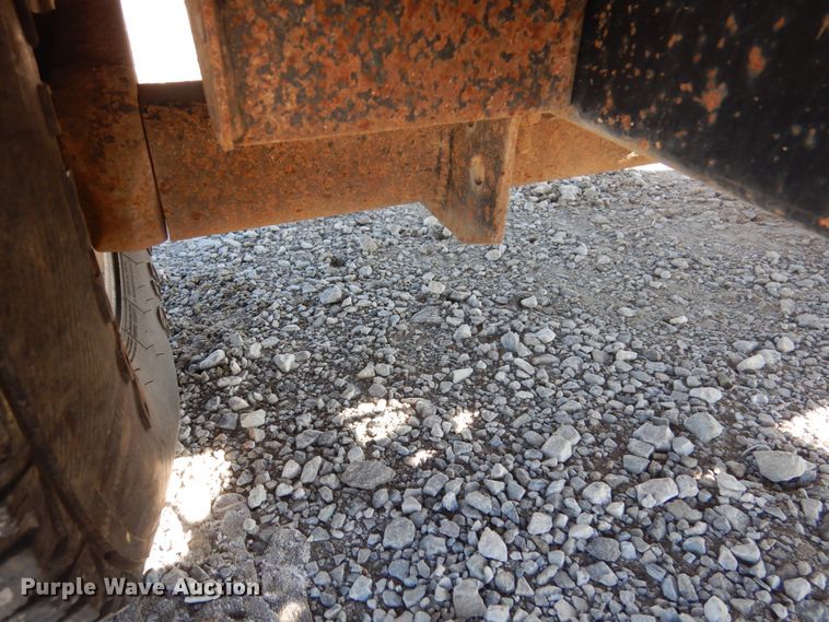 image for item GG9267 2010 Vermeer BC1200XL  wood chipper