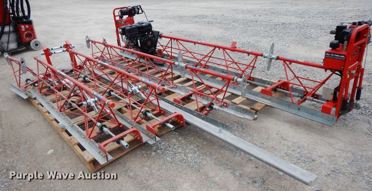 image for item GG9305 Razorback SE12  concrete screed