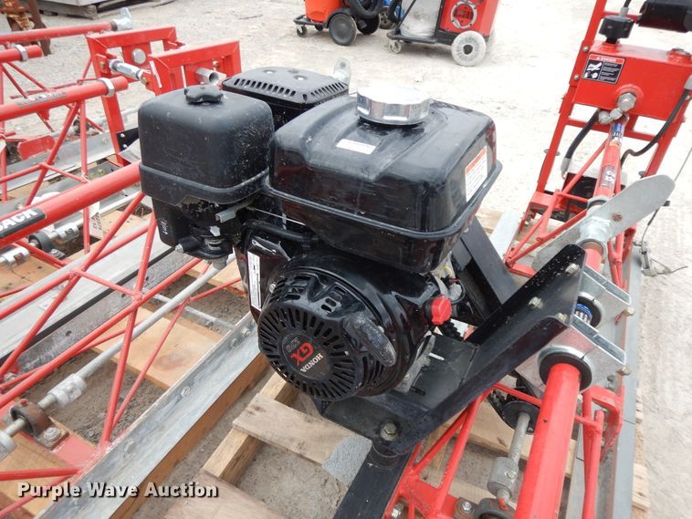 image for item GG9305 Razorback SE12  concrete screed