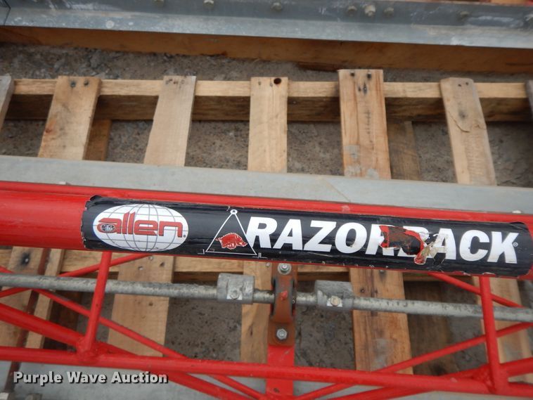 image for item GG9305 Razorback SE12  concrete screed