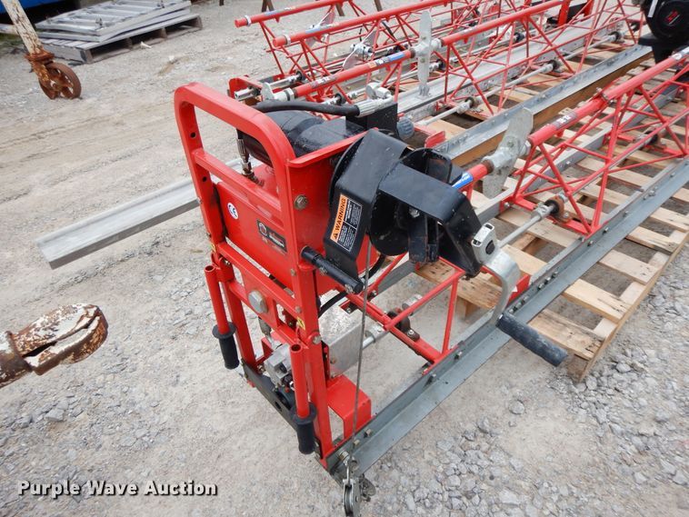 image for item GG9305 Razorback SE12  concrete screed