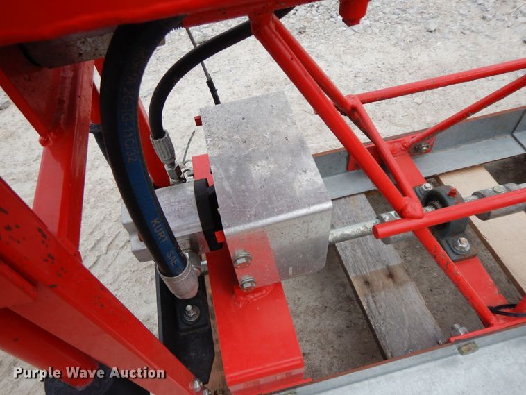 image for item GG9305 Razorback SE12  concrete screed