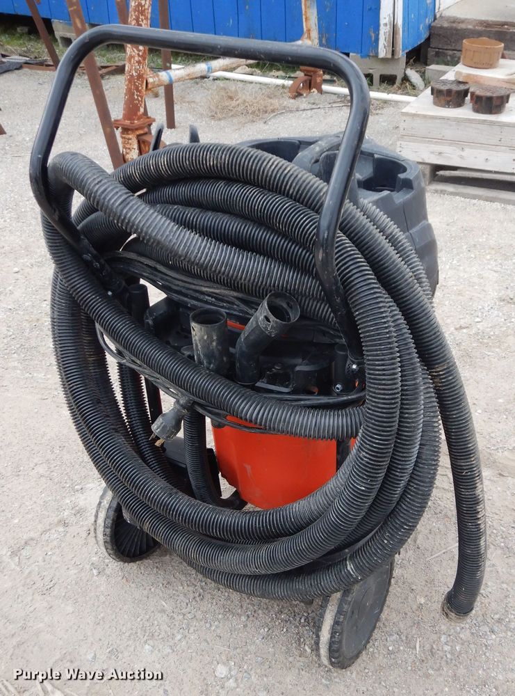 image for item GG9306 Husqvarna DC 3000  shop vacuum