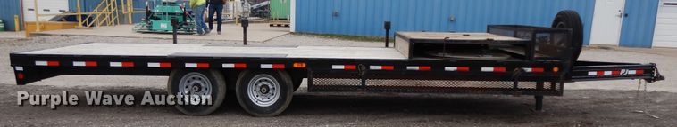 image for item GG9315 2017 PJ Deckover F8242  equipment trailer