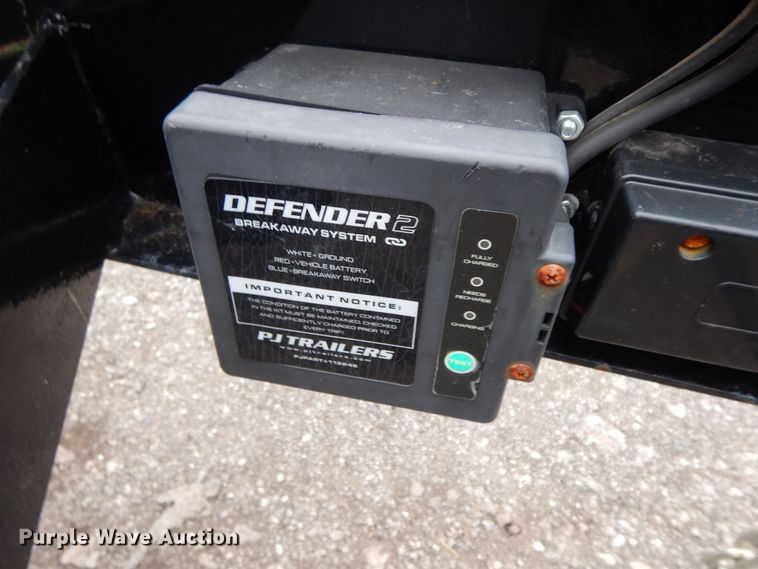 image for item GG9315 2017 PJ Deckover F8242  equipment trailer