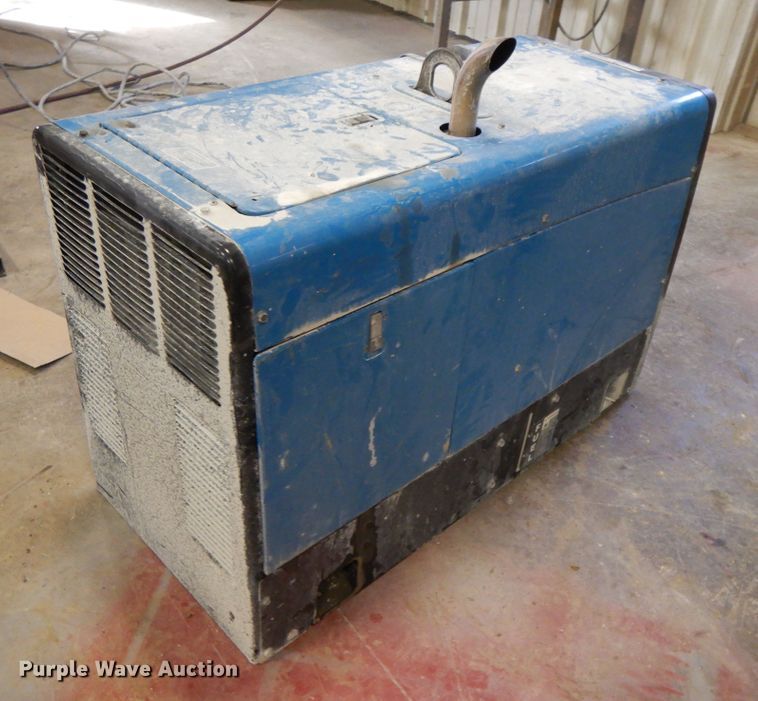 image for item GG9318 Miller Bobcat 250  welder