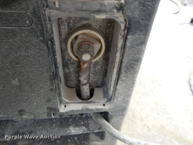 image for item GG9318 Miller Bobcat 250  welder