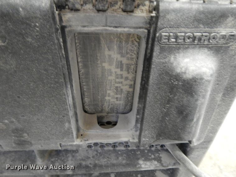 image for item GG9318 Miller Bobcat 250  welder