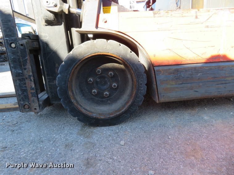 image for item GT9483 Toyota 5FBE18  forklift