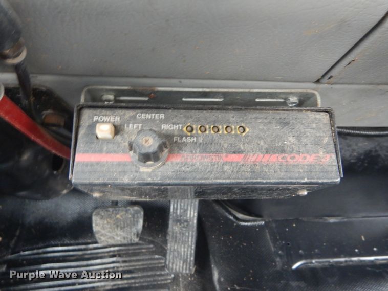 image for item GT9507 2004 Freightliner FL70  utility / service truck