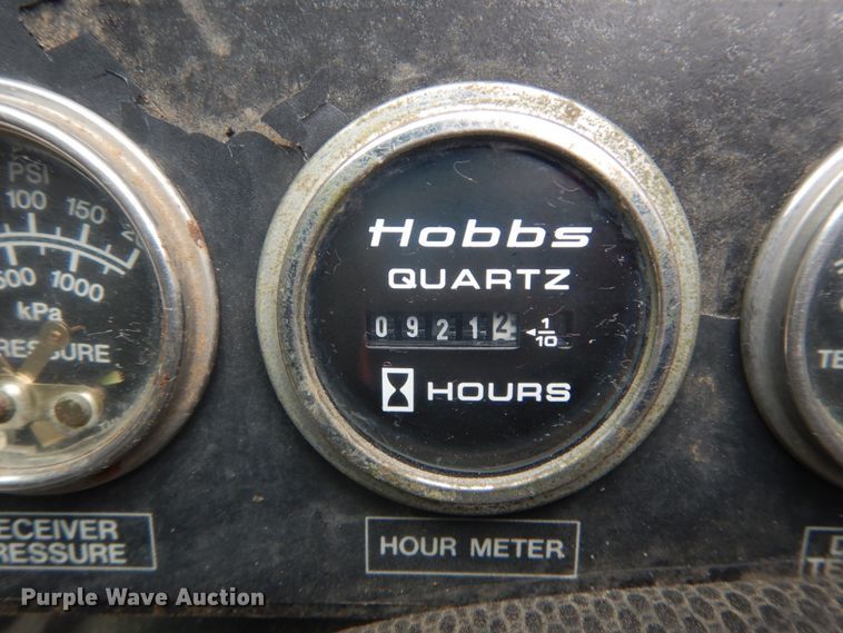 image for item GT9507 2004 Freightliner FL70  utility / service truck